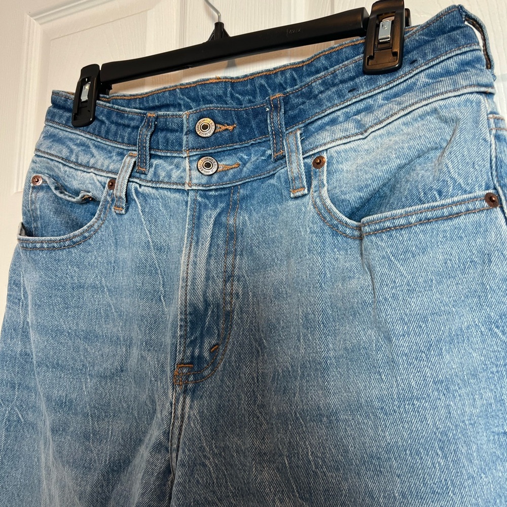 NWOT Abercrombie Curve Love 90’s Relaxed High Rise Jeans